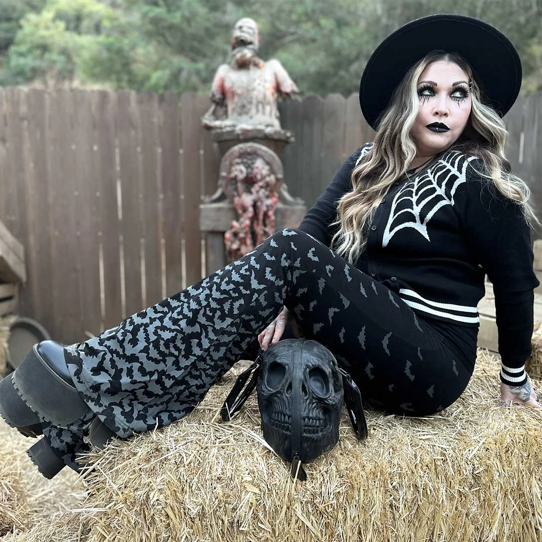 Bat Repeat Gradient Flare Leggings 6 Bat Repeat Gradient Flare Leggings - Image 4