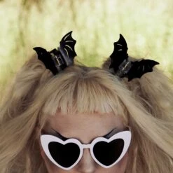 Bat Hair Claw Clip Black -Kreepsville Shop HCCBB 6 afff94d3 0054 4f81 97fe 1bee84b0f524